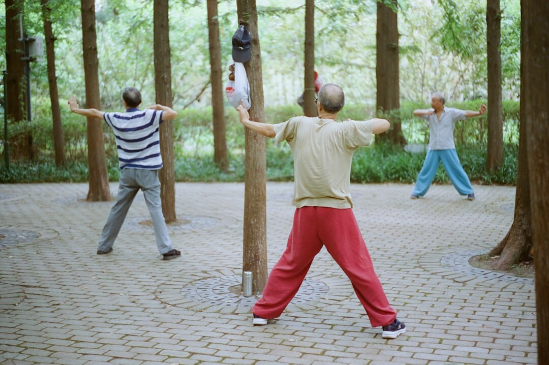 seniors doing tai chi